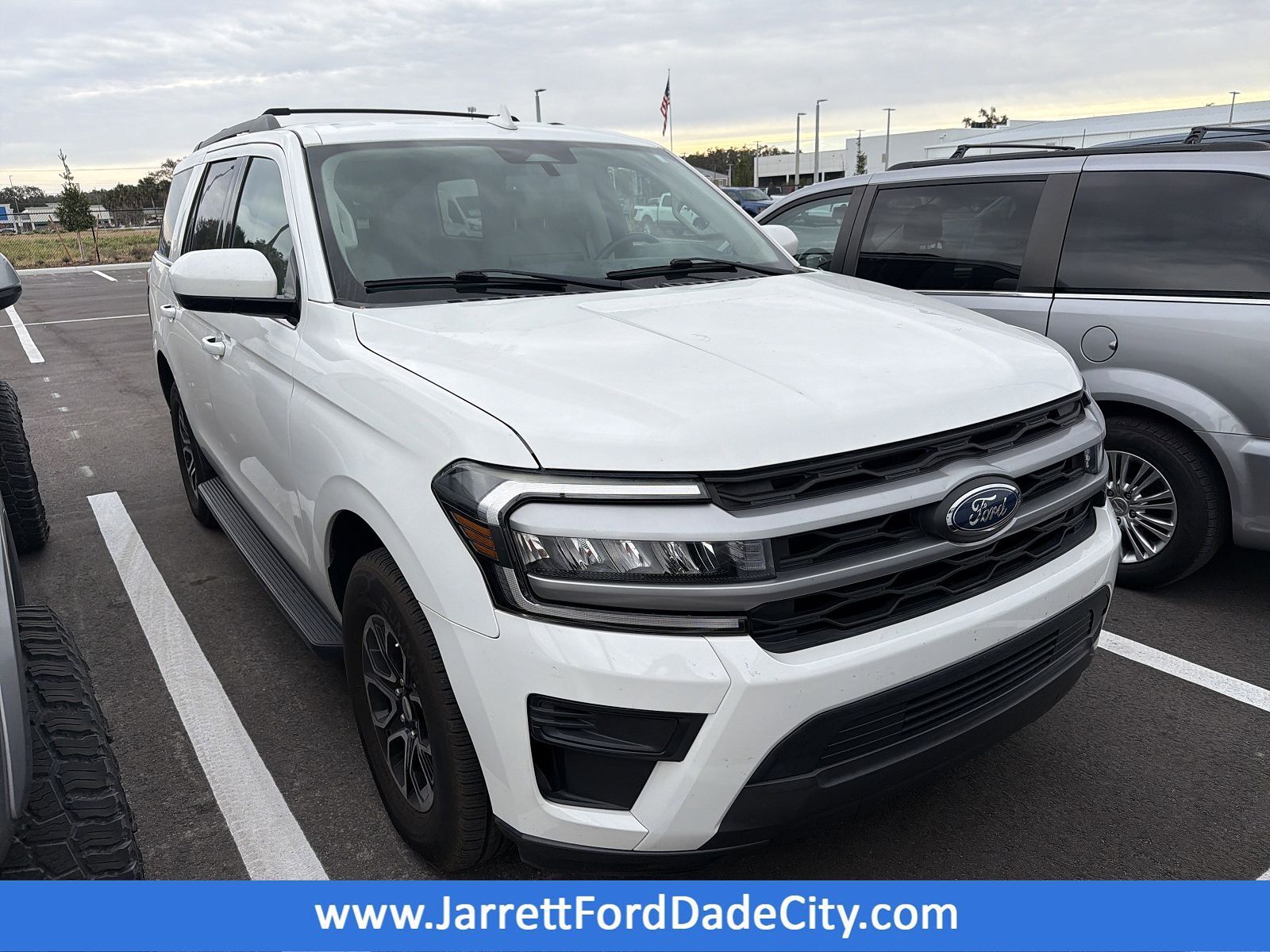 2022 FORD Expedition