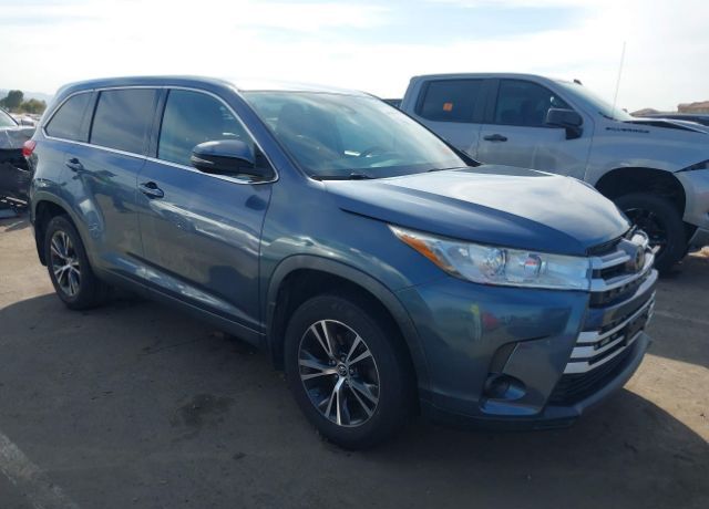 2019 TOYOTA Highlander