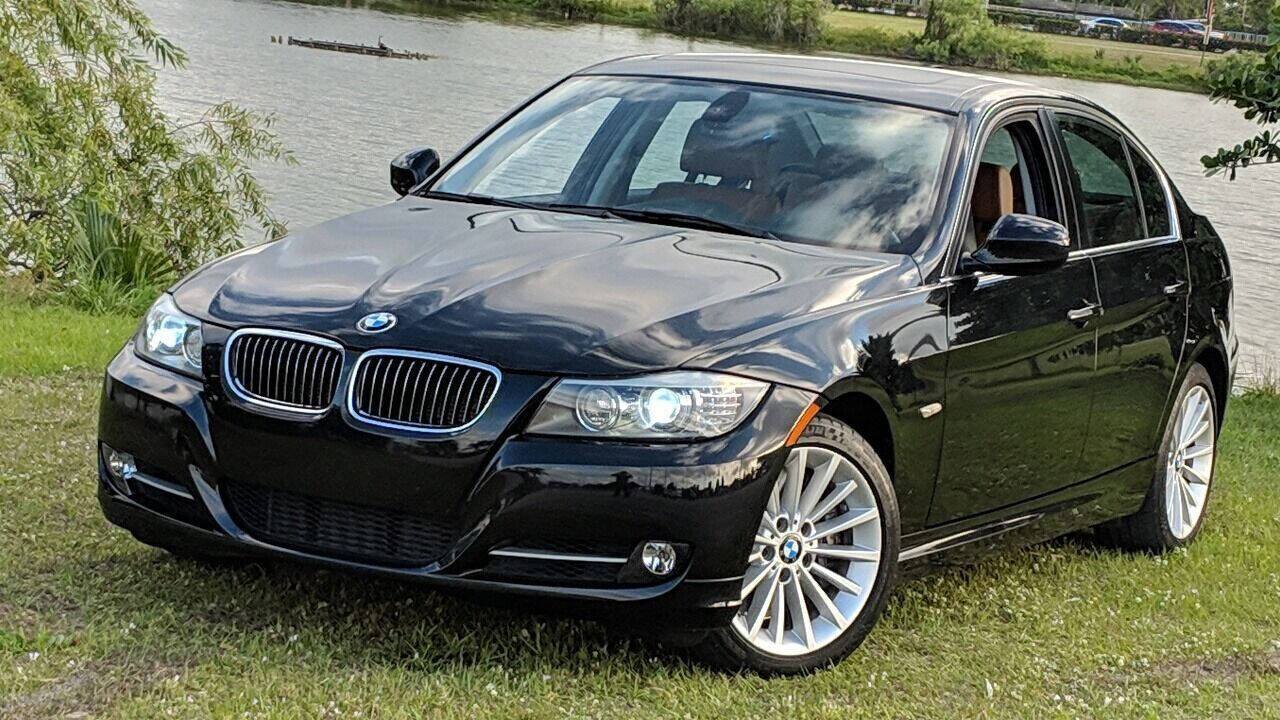 2011 BMW 3 Series