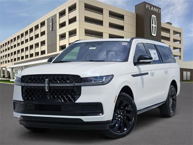 2025 LINCOLN Navigator L