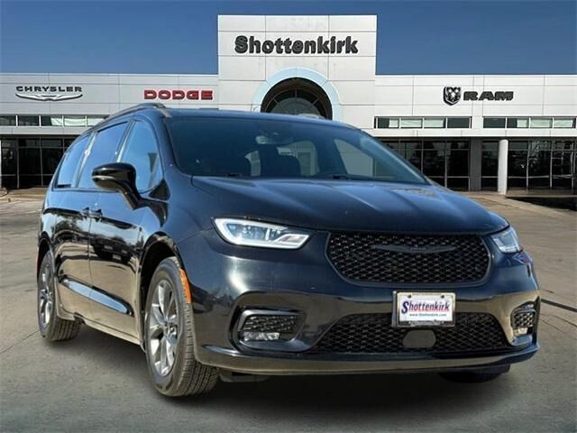 2021 CHRYSLER Pacifica
