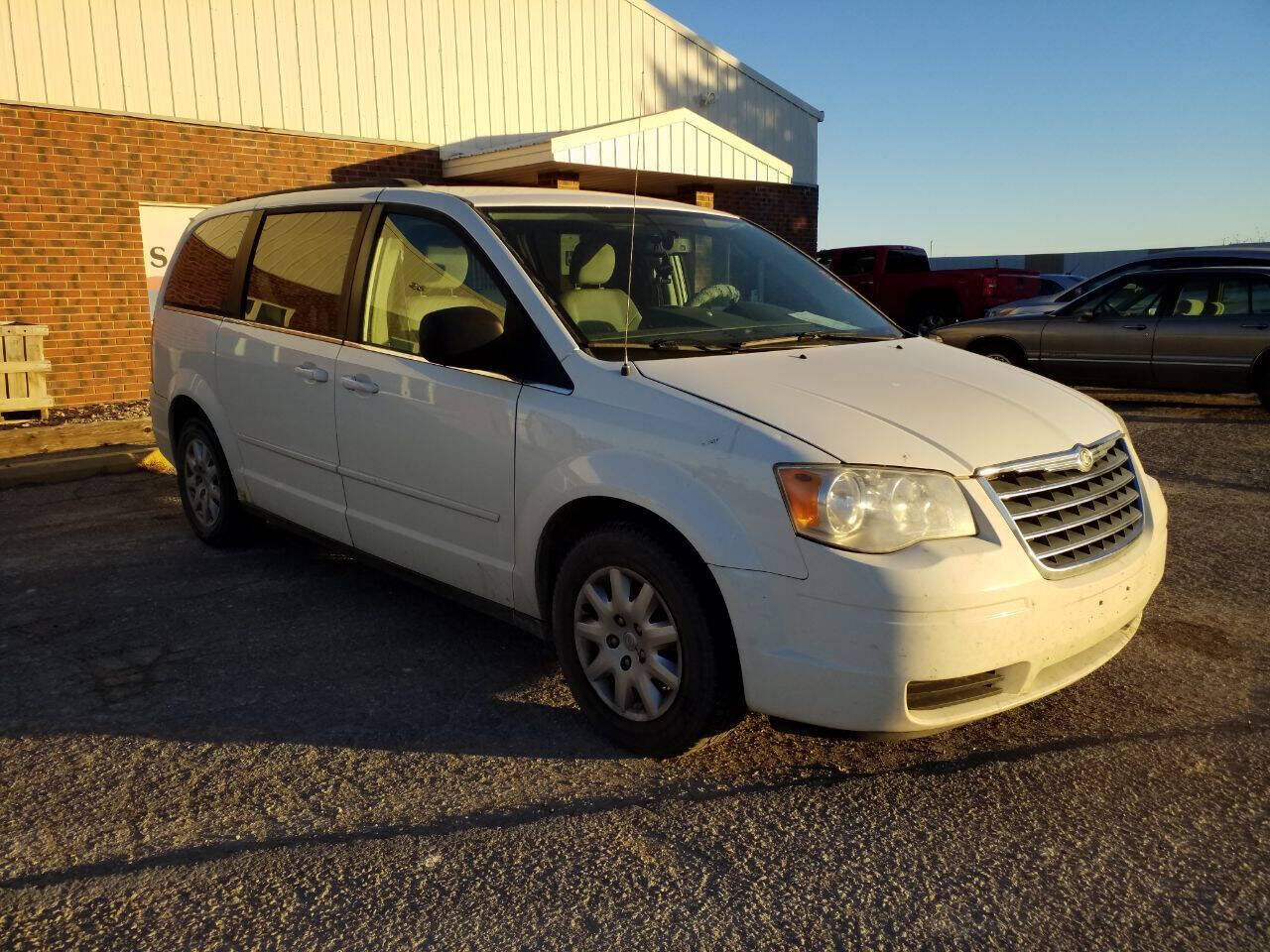 2010 CHRYSLER Town and Country