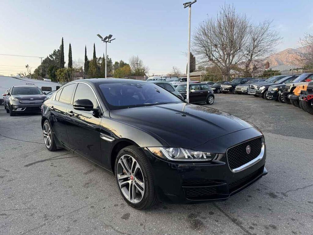 2017 JAGUAR XE