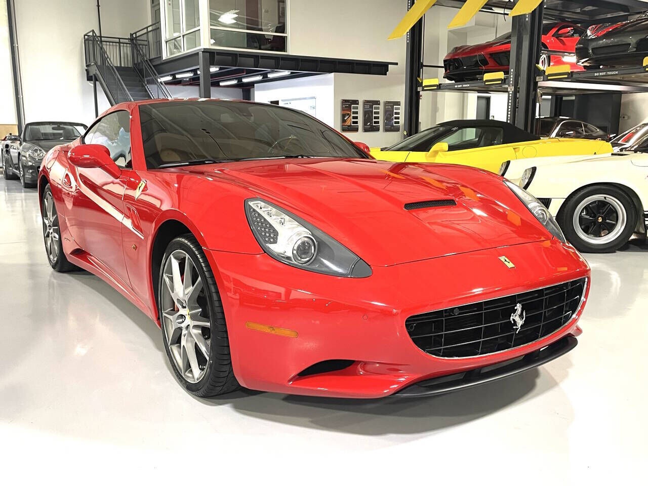 2011 FERRARI California