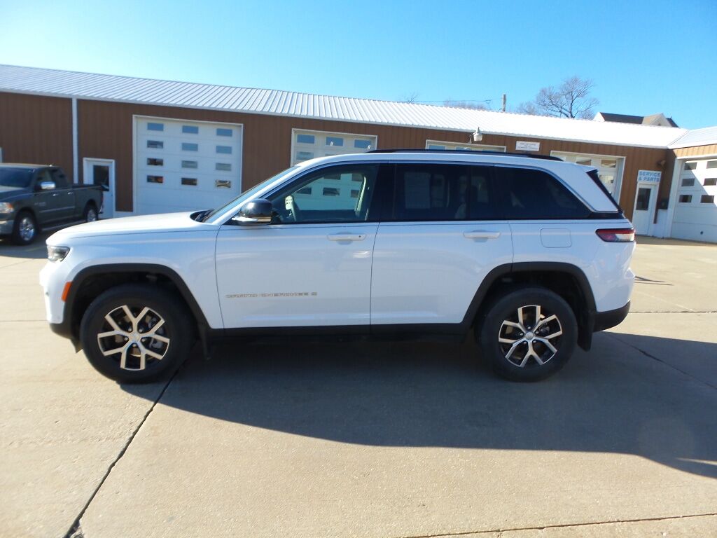 2024 JEEP Grand Cherokee