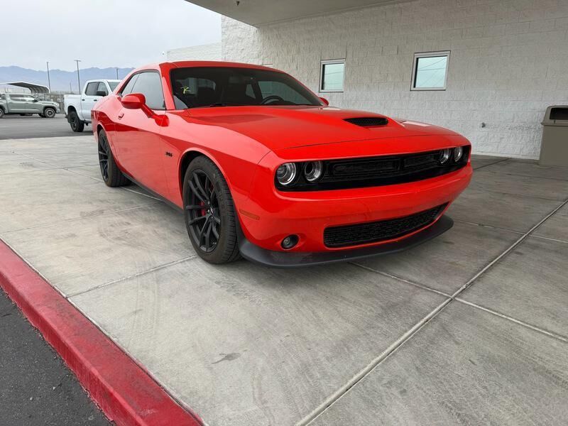 2023 DODGE Challenger