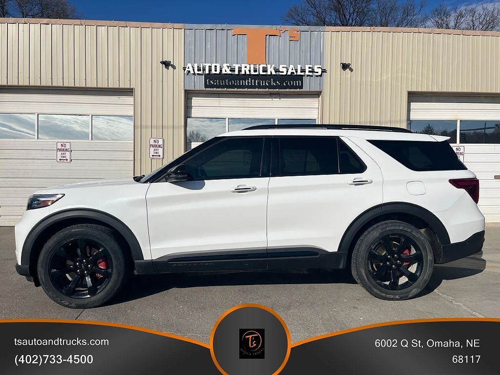 2021 FORD Explorer