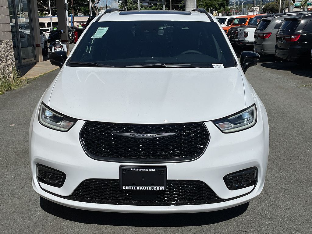 2026 CHRYSLER Pacifica