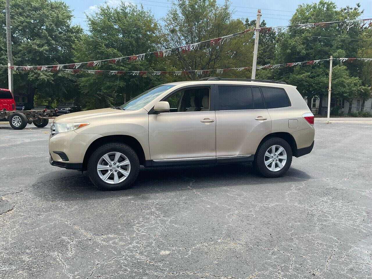 2011 TOYOTA Highlander