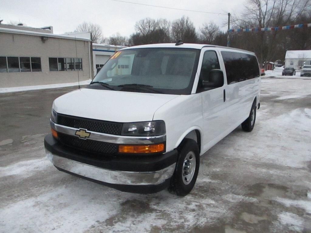 2024 CHEVROLET Express