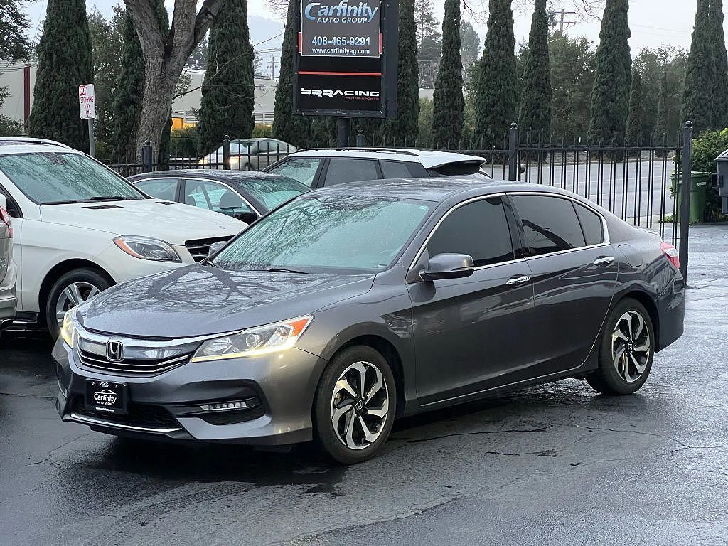 2017 HONDA Accord