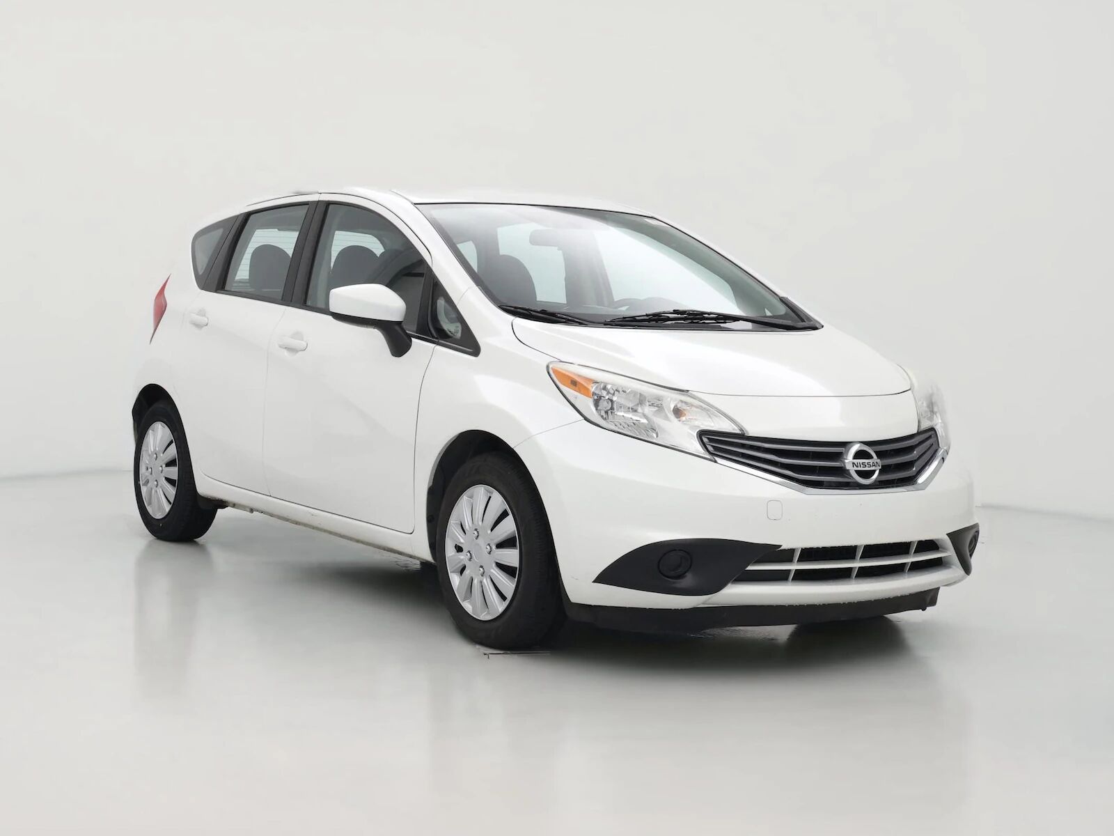 2015 NISSAN Versa