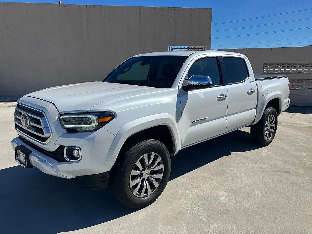 2021 TOYOTA Tacoma