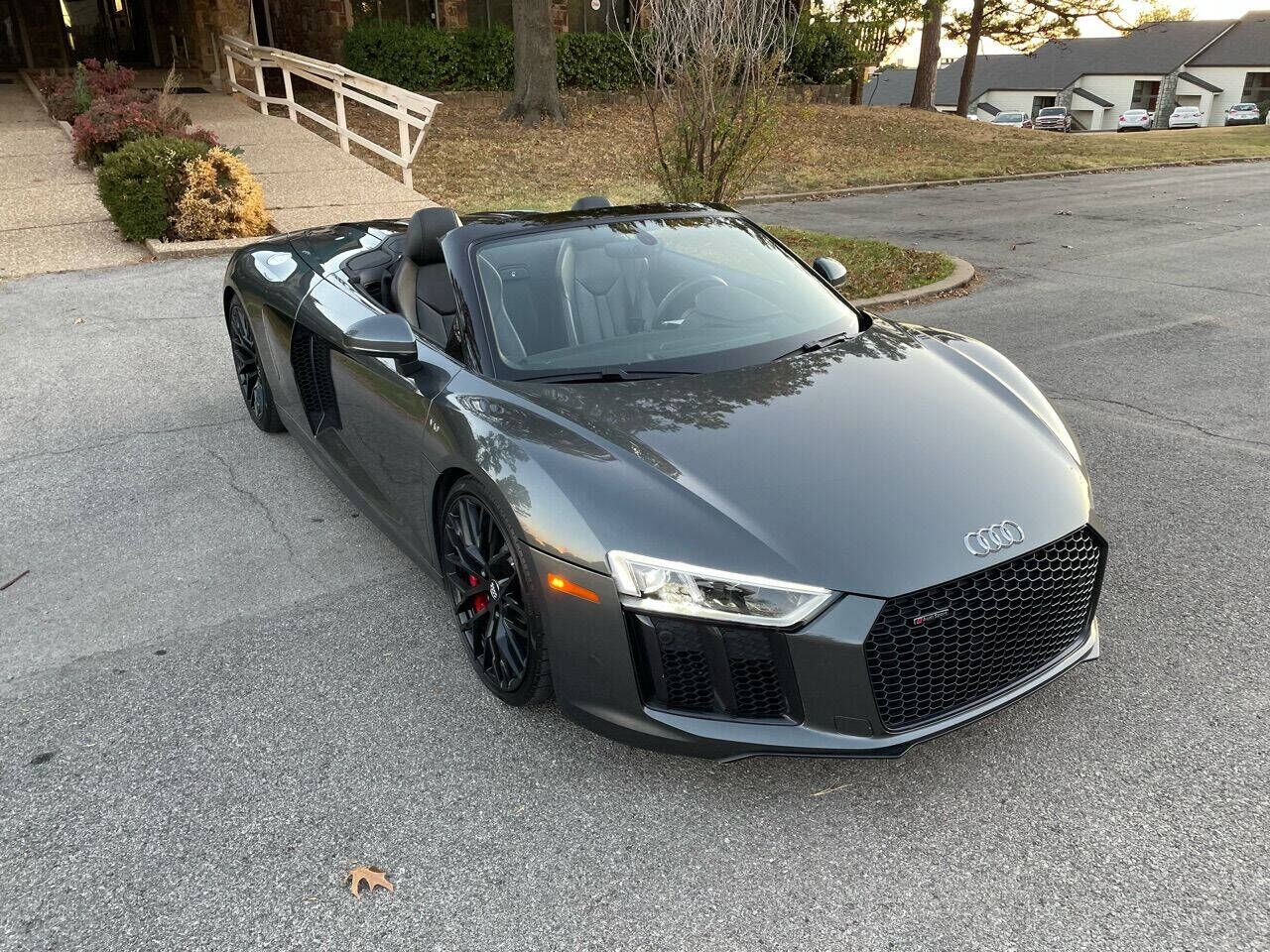2018 AUDI R8