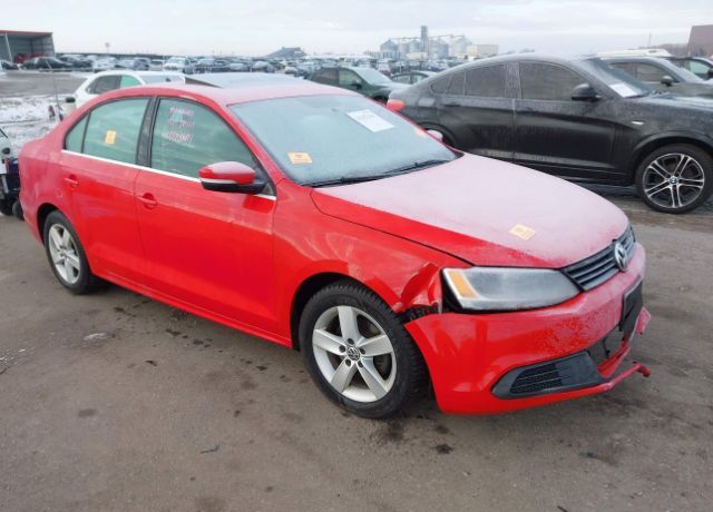 2013 VOLKSWAGEN Jetta