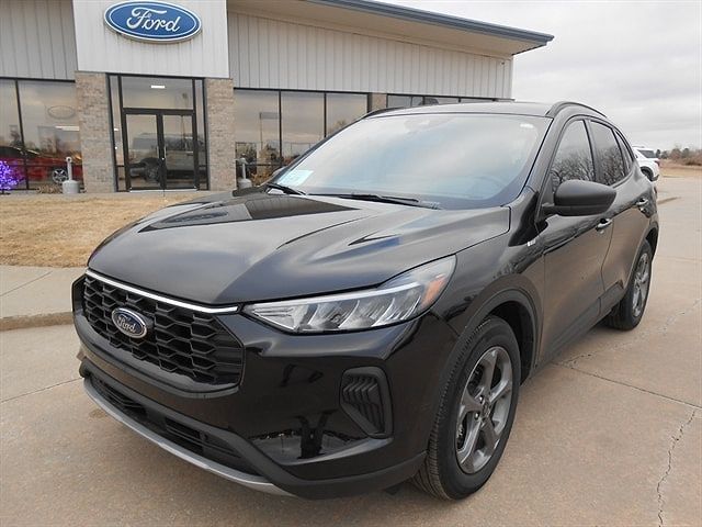 2025 FORD Escape