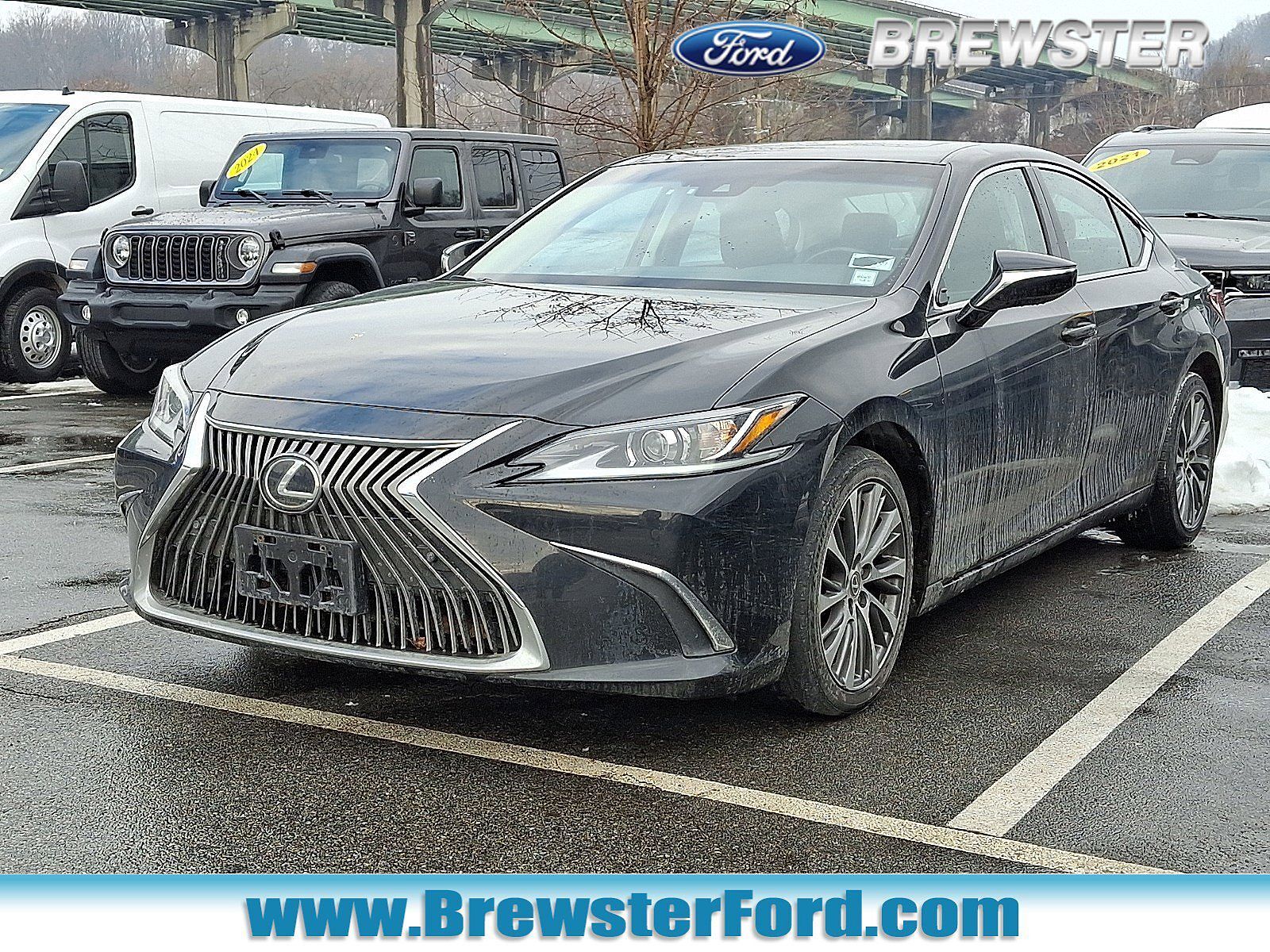 2021 LEXUS ES