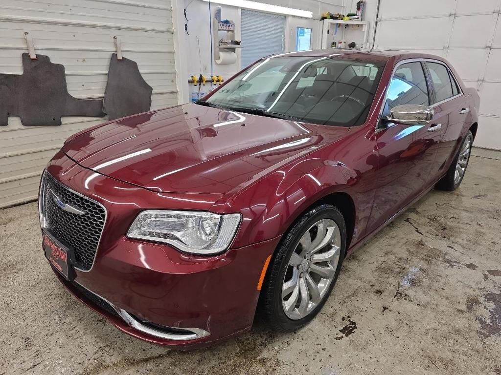 2018 CHRYSLER 300