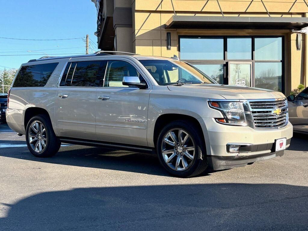 2015 CHEVROLET Suburban