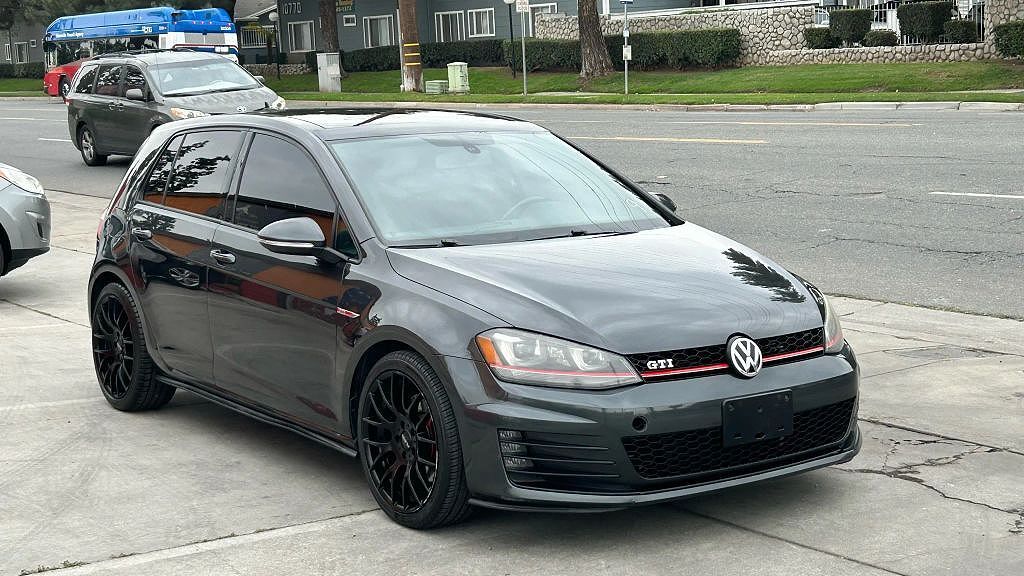 2015 VOLKSWAGEN GTI
