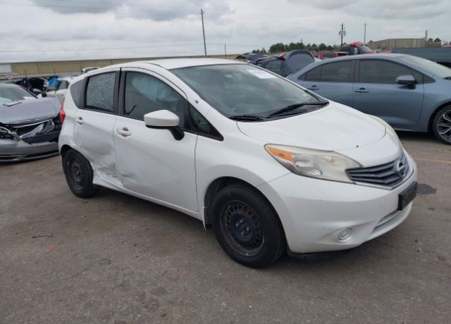 2015 NISSAN Versa