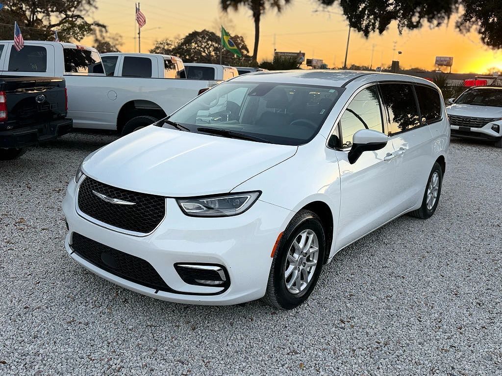 2023 CHRYSLER Pacifica
