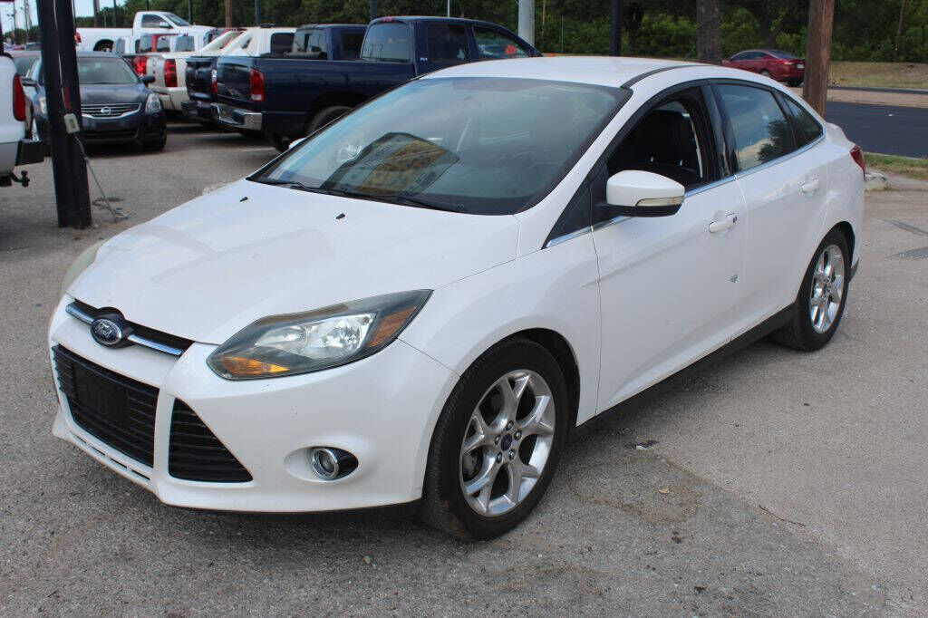 2013 FORD Focus