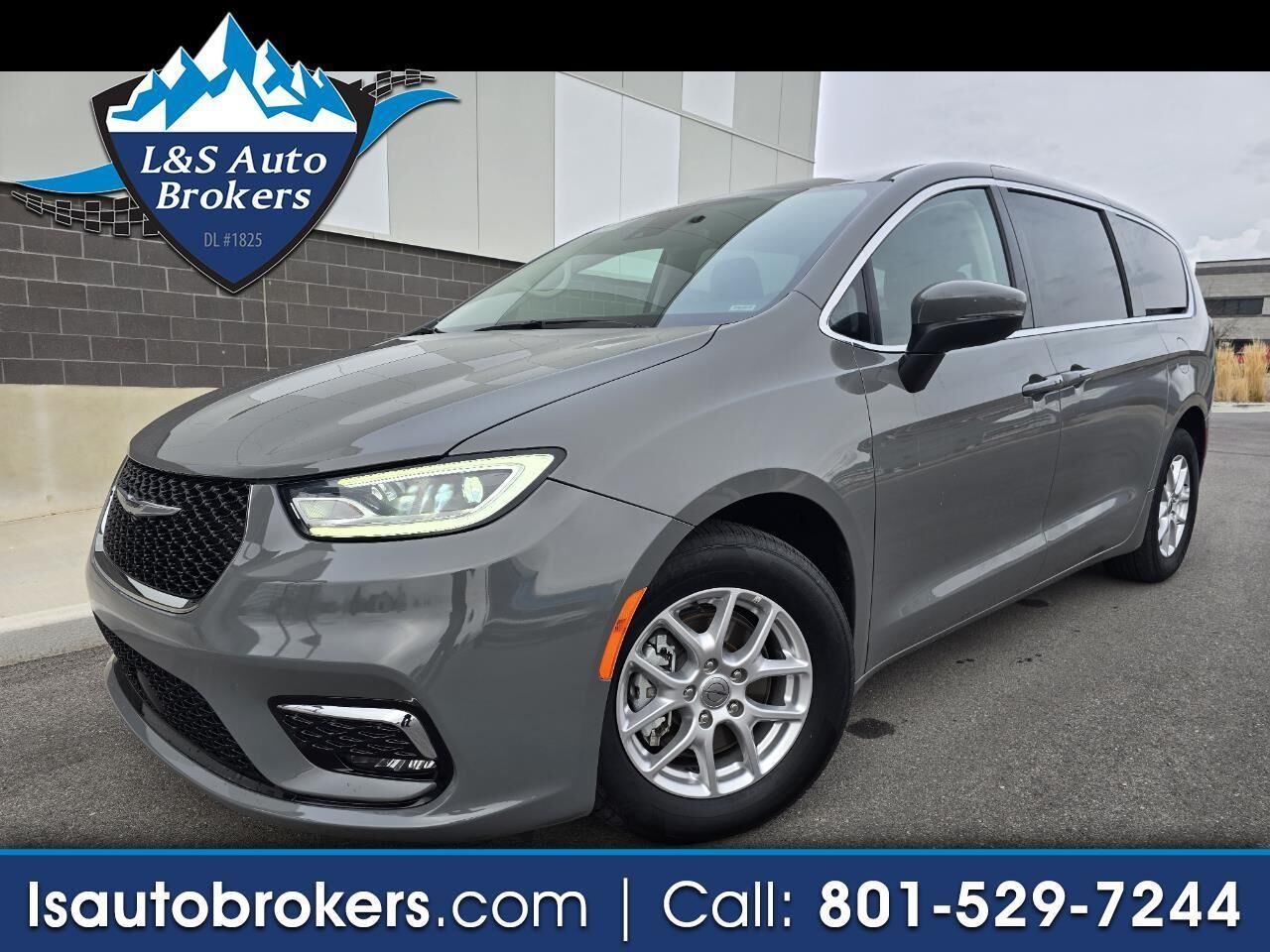 2023 CHRYSLER Pacifica