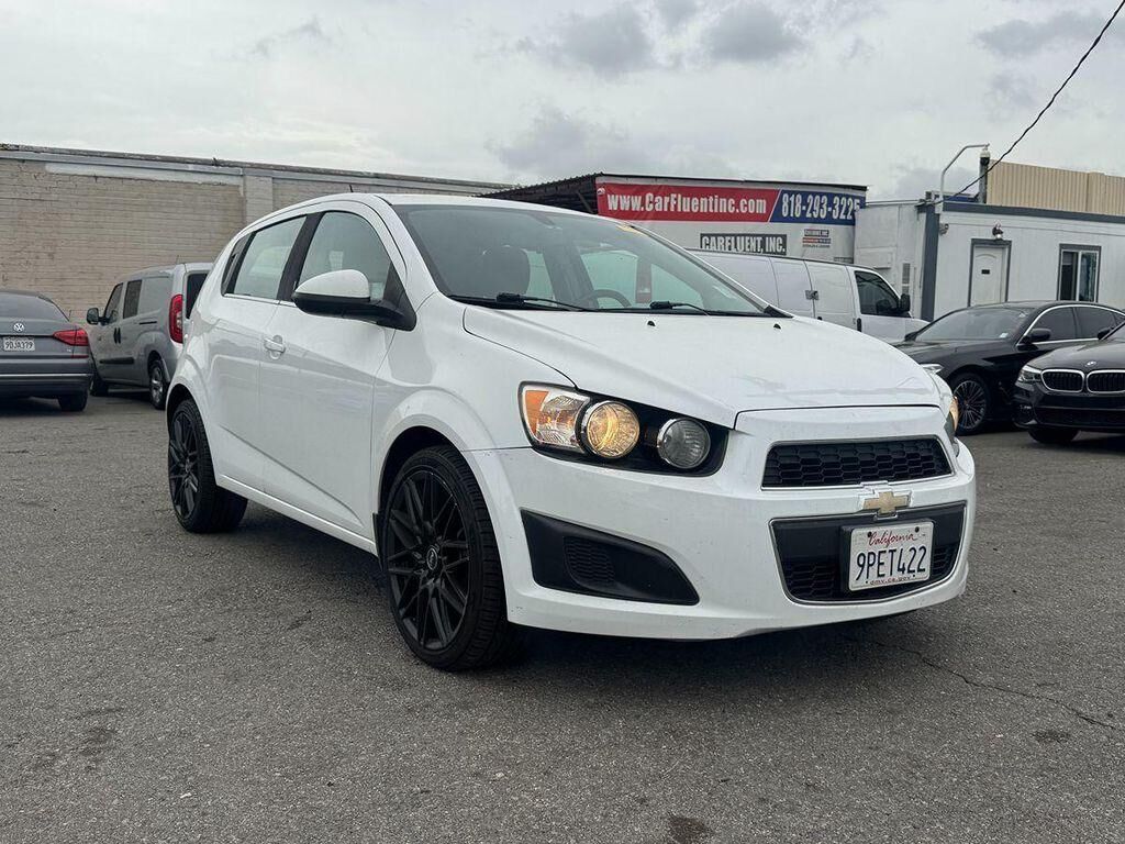 2015 CHEVROLET Sonic