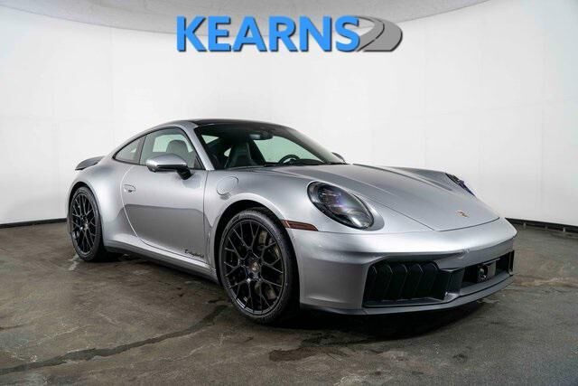 2025 PORSCHE 911
