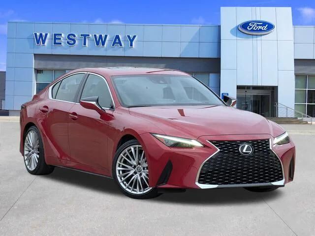 2022 LEXUS IS