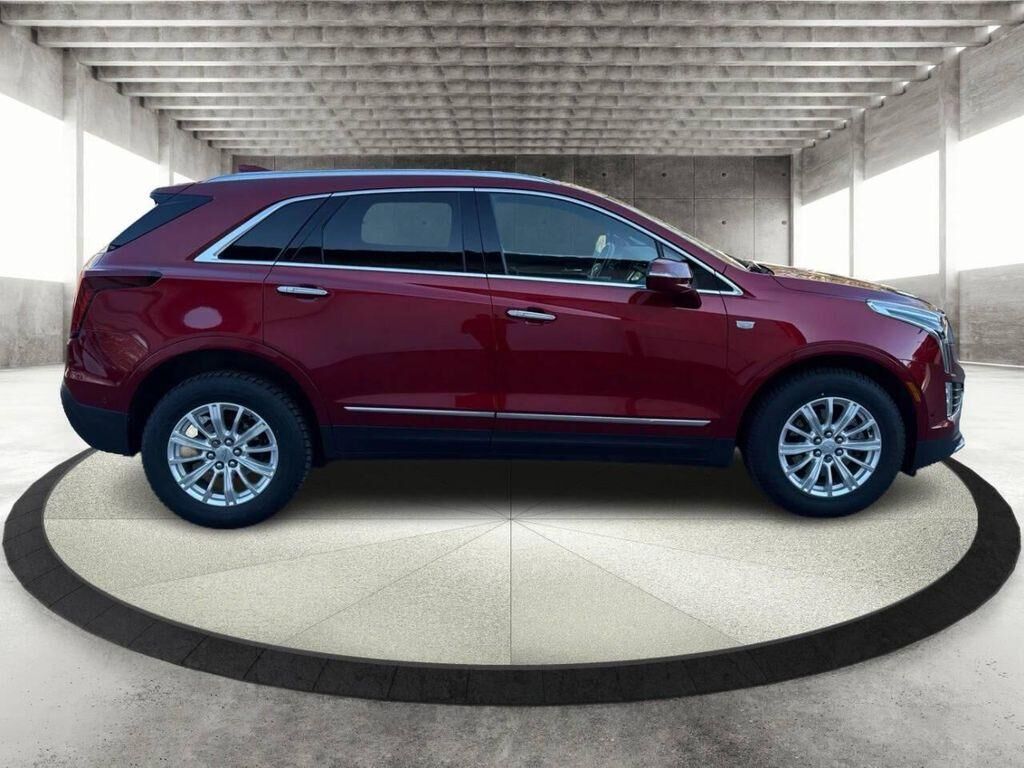 2022 CADILLAC XT5