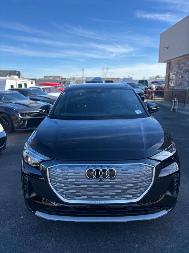 2022 Audi Q4