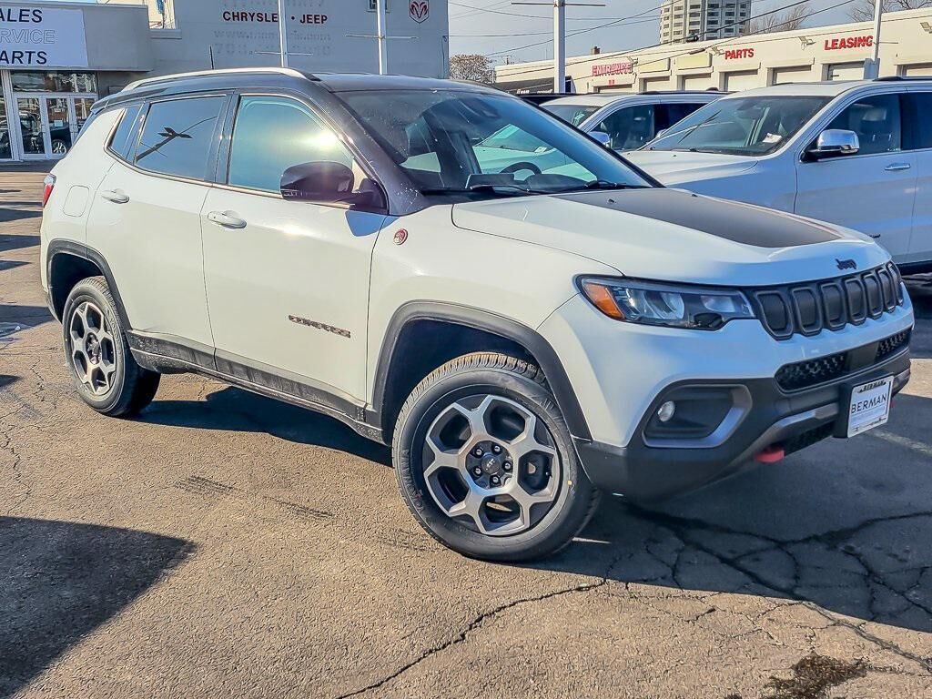 2022 JEEP Compass