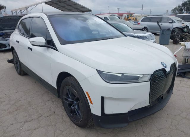 2025 BMW ix