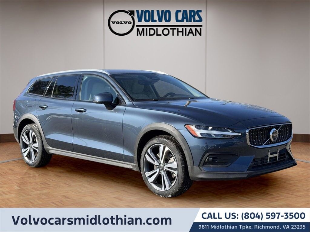 2026 VOLVO V60CC