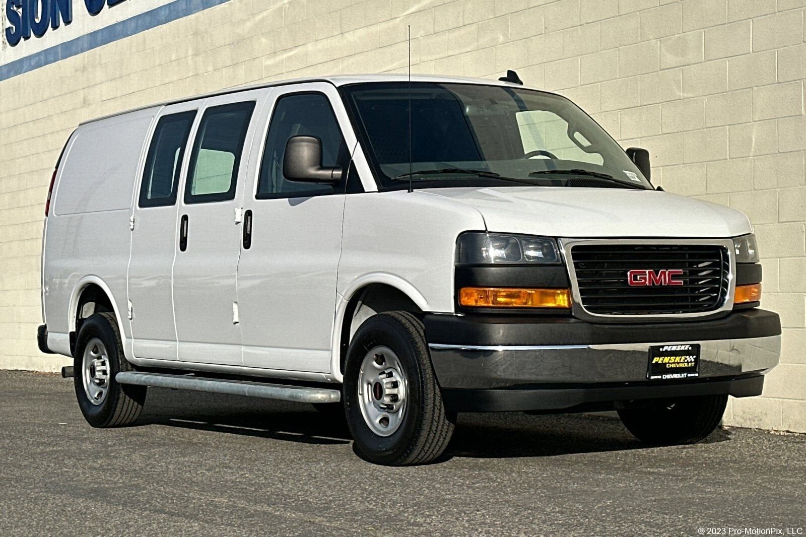 2024 GMC Savana