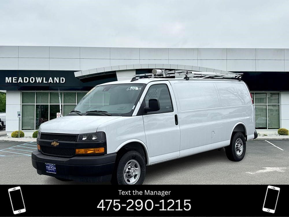 2025 CHEVROLET Express