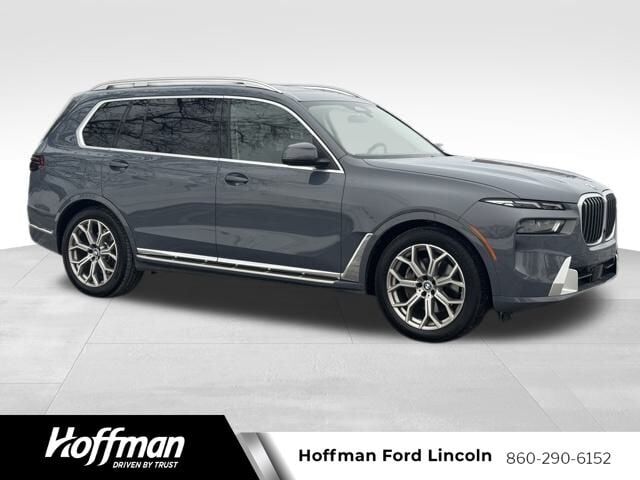 2023 BMW X7