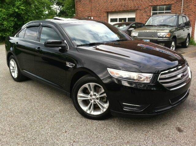 2013 FORD Taurus