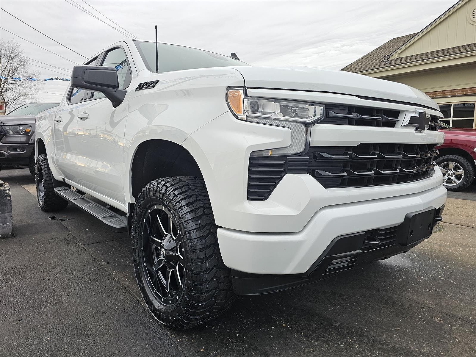 2023 CHEVROLET Silverado