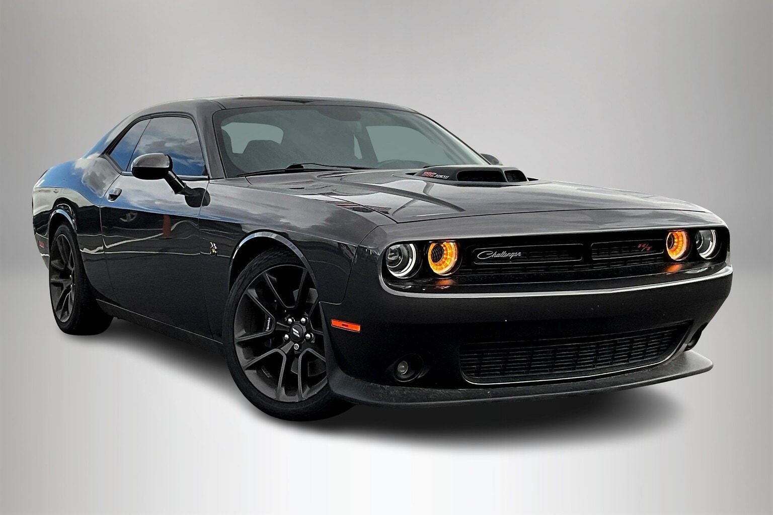 2021 DODGE Challenger