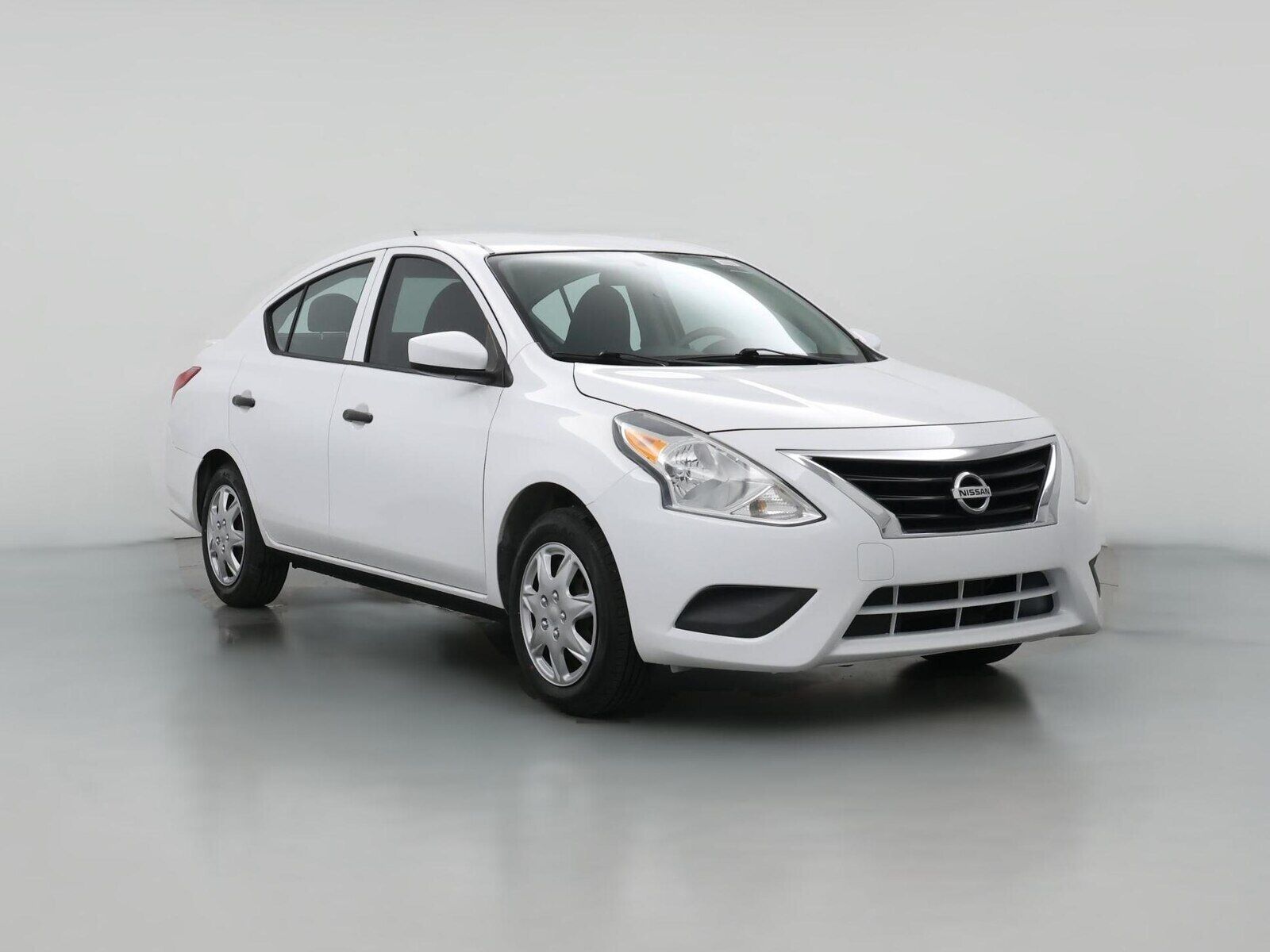 2016 NISSAN Versa