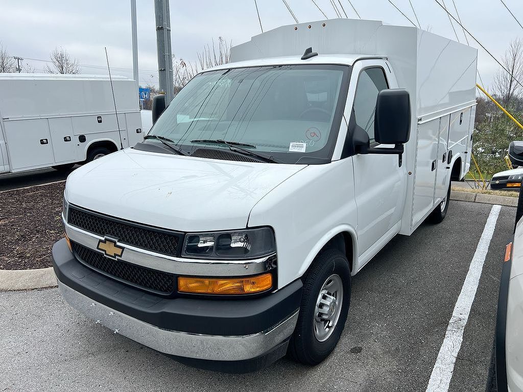 2025 CHEVROLET Express