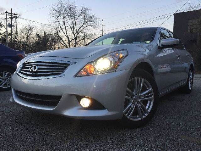2013 INFINITI G37