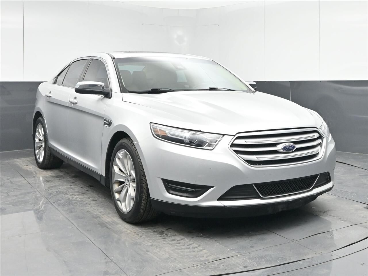 2018 FORD Taurus