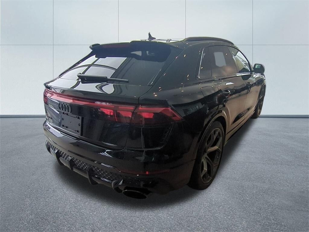 2026 Audi RS Q8