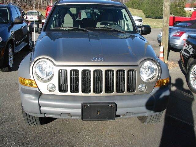 2005 JEEP Liberty