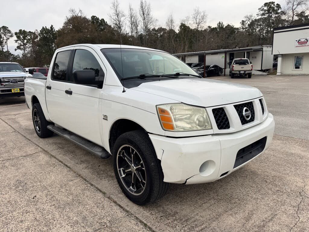 2004 NISSAN Titan