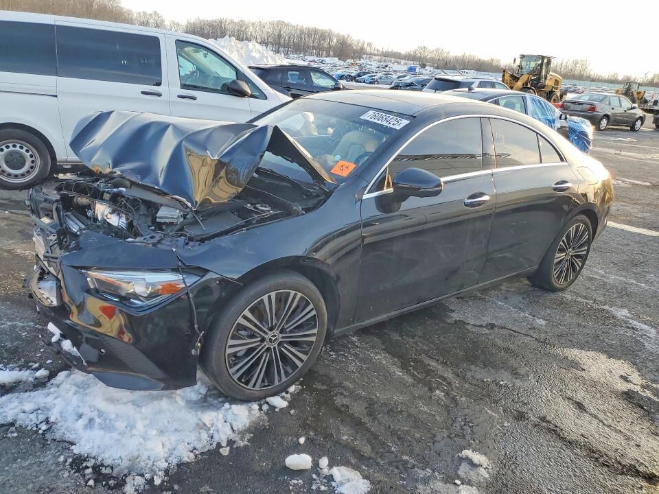 2023 MERCEDES-BENZ CLA-Class